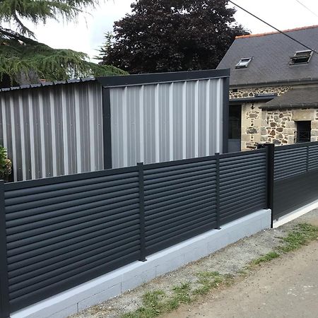 Maison En Pierre A La Campagne Proche De La Mer Plourhan Esterno foto