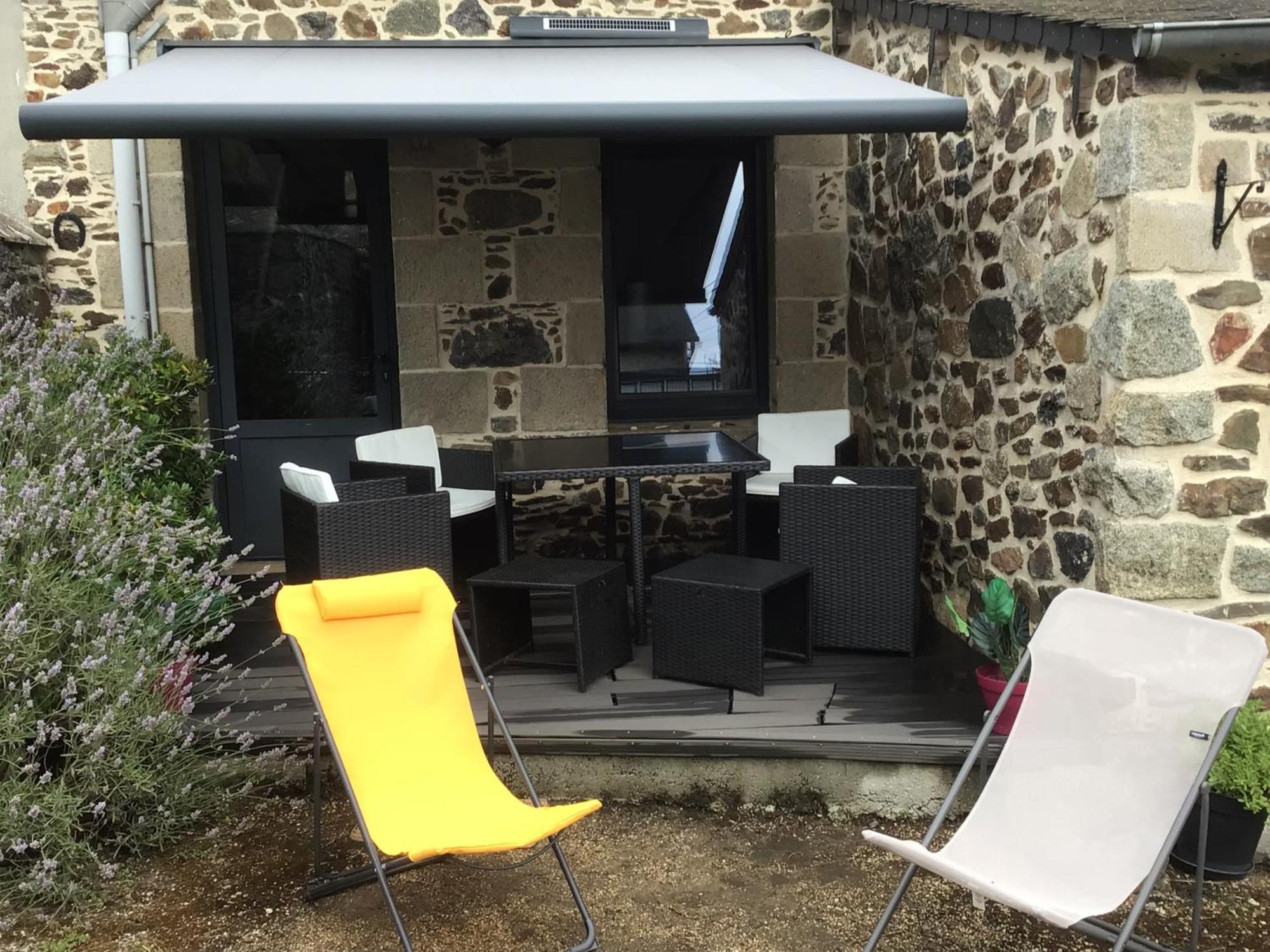 Maison En Pierre A La Campagne Proche De La Mer Plourhan Esterno foto